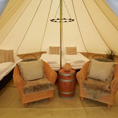 Sandtorgholmen Glamping خيمة فخمة *